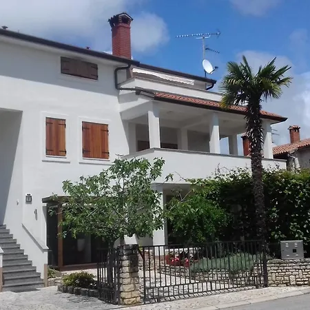 Apartament Dean