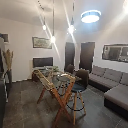 Dean Apartament *