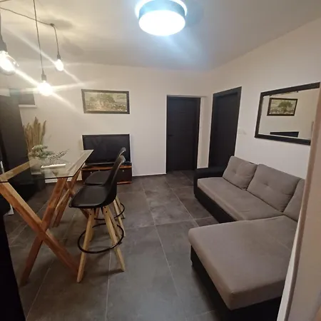 Dean Apartment *